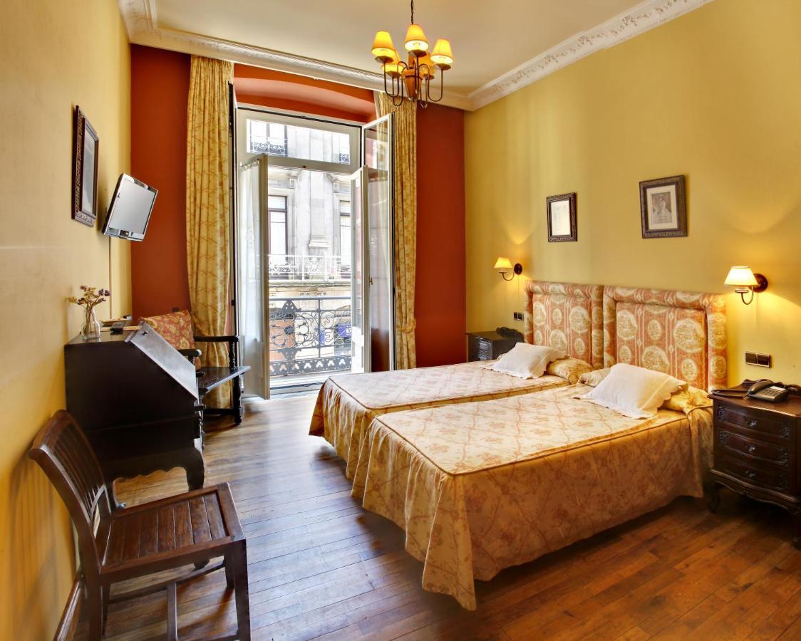 Hotel Villa De Luarca Oda fotoğraf